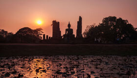 Capture the authentic charm of Sukhothai’s lush scene